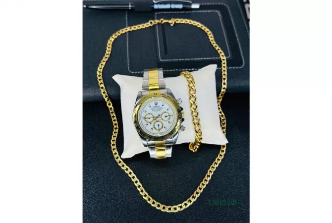 Veshje dhe Aksesor per te Rritur ne Tirane - 30 Euro