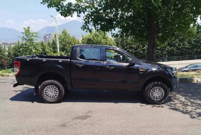 Auto in Vendita a Tirana - 9,300 Euro