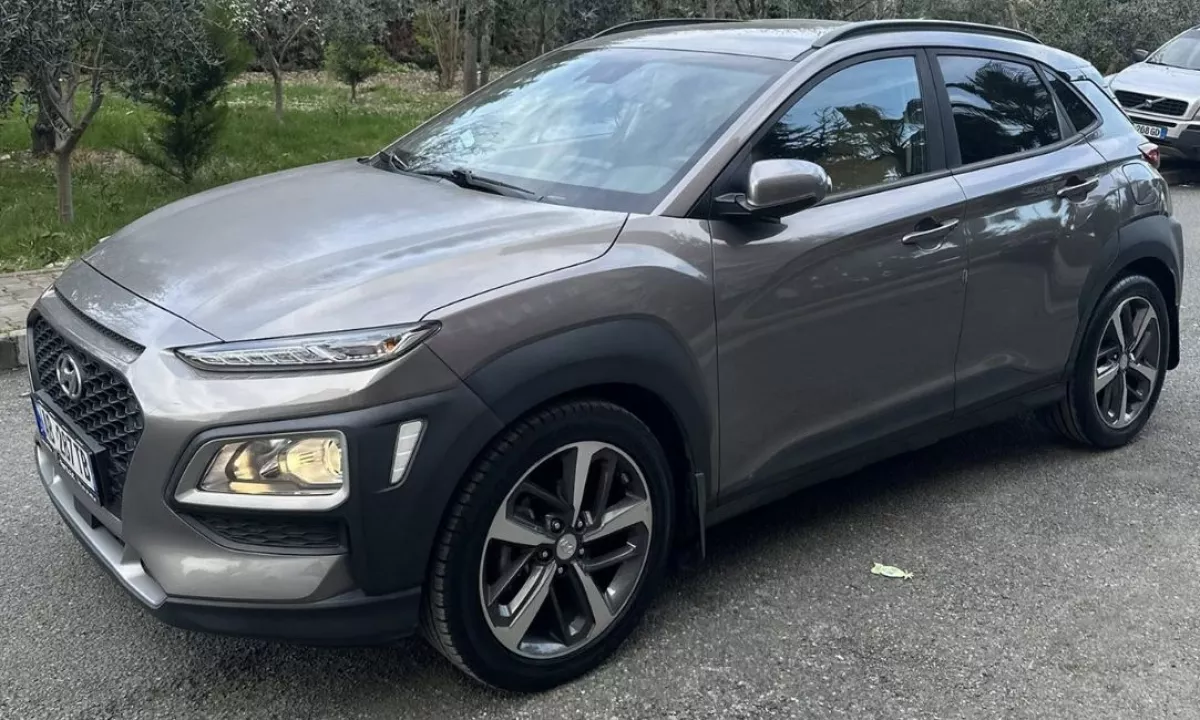 Auto in Vendita a Tirana, Honda, 2018 Diesel,Kambio Automatik Pagamento 12,500  Euro.