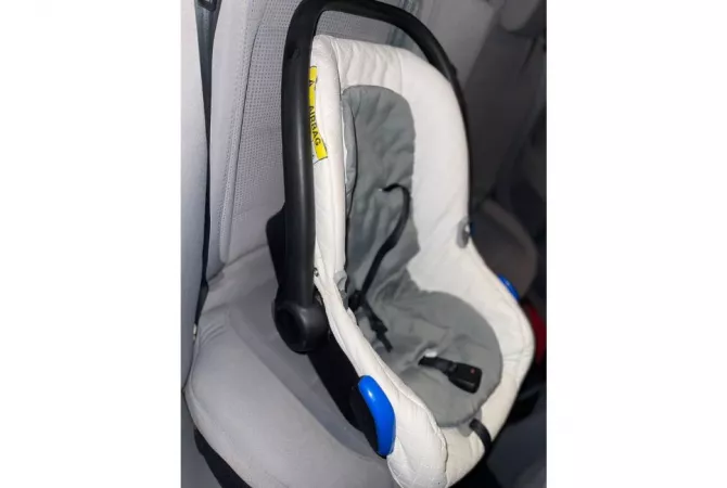 Veshje dhe Aksesor per Femije ne Tirane - 250 Euro