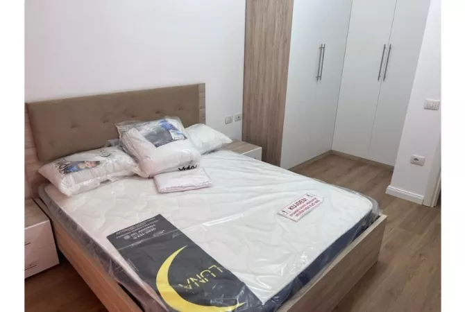 Shtepi me qera Apartament ne Tirane, 2+1, Mobilimi E mobiluar, Pagesa 45,000  Leke.