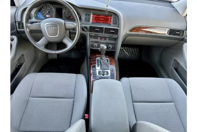 Auto in Vendita a Tirana - 4,500 Euro