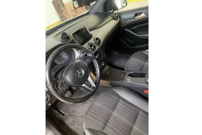 Auto in Vendita a Tirana - 720,000 Leke