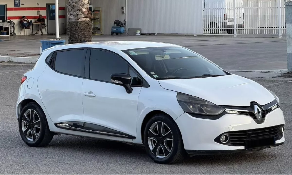 Cars for sale in Tirana, Renault, 2014 Diesel,Kambio Manual Payment 4,599  Euro.