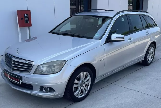 Auto in Vendita a Tirana - 5,200 Euro