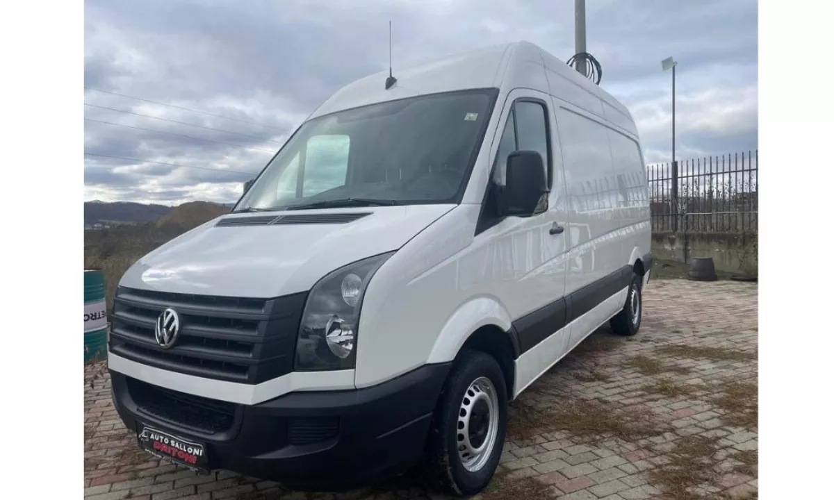 Auto in Vendita a Tirana, Volkswagen, 2011 Diesel,Kambio Manual Pagamento 8,200  Euro.