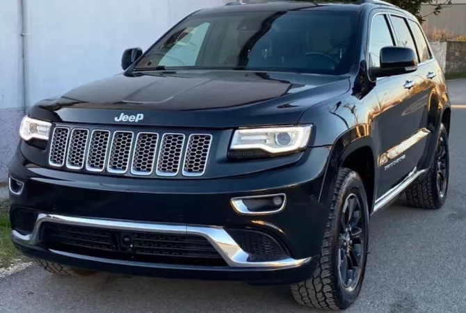 Auto in Vendita a Tirana - 15,999 Euro