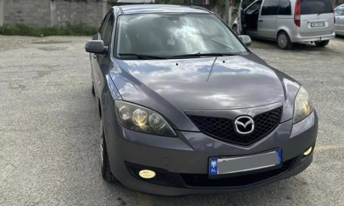 Auto in Vendita a Tirana, Mazda, 2007 Diesel,Kambio Automatik Pagamento 2,800  Euro.