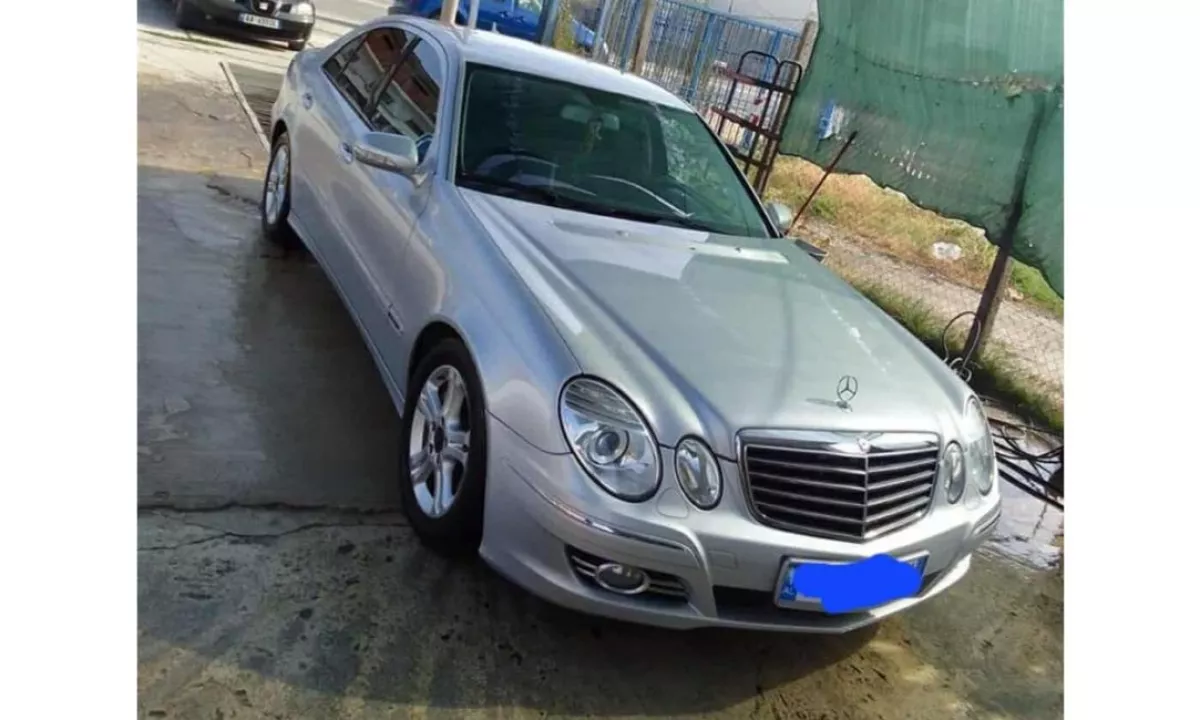 Auto in Vendita a Tirana, Mercedes-Benz, 2007 Diesel,Kambio Manual Pagamento 4,999  Euro.