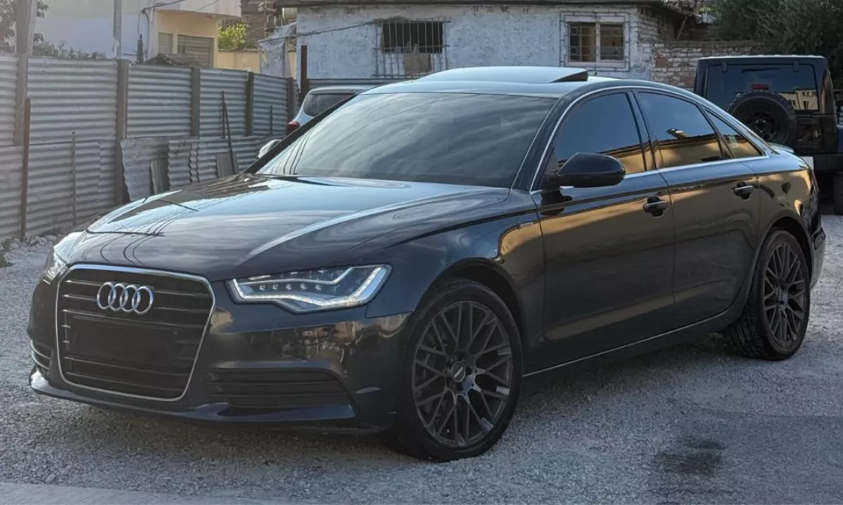 Auto in Vendita a Tirana, Audi, 2013 Diesel,Kambio Automatik Pagamento 9,999  Euro.