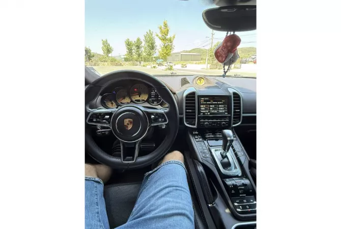 Auto in Vendita a Tirana - 41,000 Euro