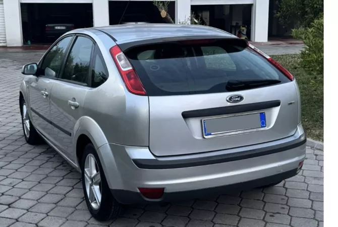 Auto in Vendita a Tirana - 3,200 Euro