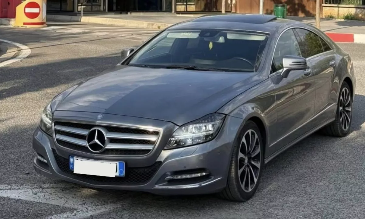 Auto in Vendita a Tirana, Mercedes-Benz, 2014 Diesel,Kambio Automatik Pagamento 13,000  Euro.