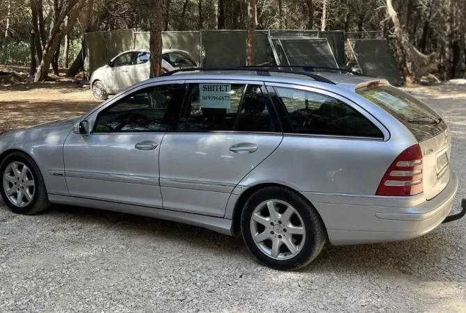 Auto in Vendita a Fier, Mercedes-Benz, 2007 Diesel,Kambio Automatik Pagamento 420,000  Leke.