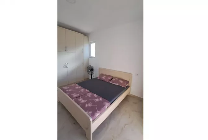 Shtepi ne shitje Apartament ne Sarande, 1+1, Mobilimi E mobiluar, Pagesa 140,000  Euro.
