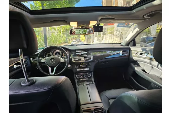 Auto in Vendita a Tirana - 13,990 Euro