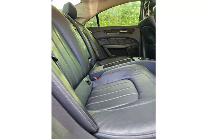 Auto in Vendita a Tirana - 13,990 Euro