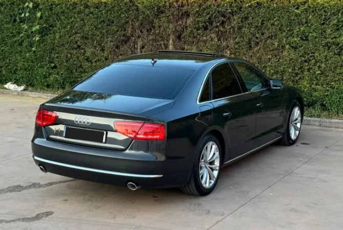 Auto in Vendita a Tirana - 15,500 Euro