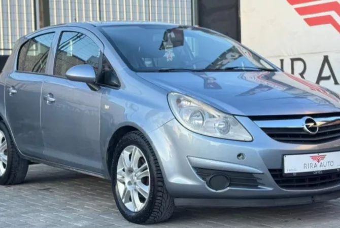 Auto in Vendita a Tirana - 2,800 Euro