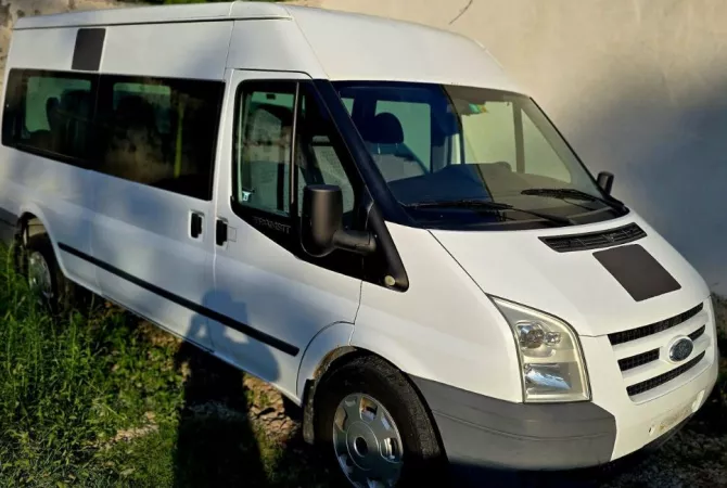 Auto in Vendita a Tirana - 9,900 Euro