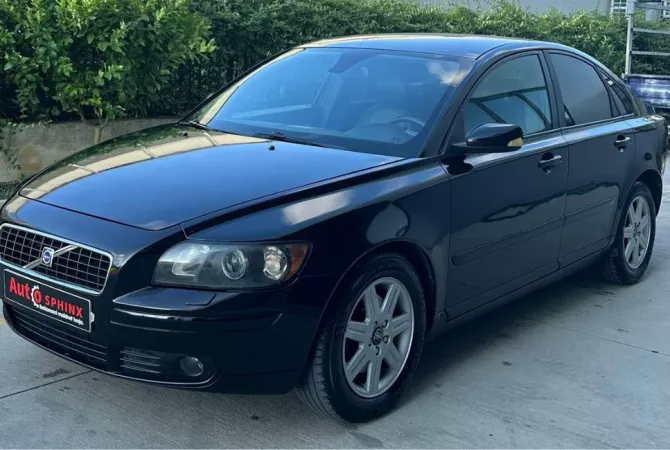 Auto in Vendita a Tirana - 3,200 Euro