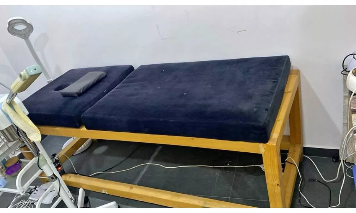 Shitet Krevat Estetik – Gjendje shume e mire!