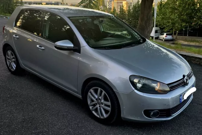 Auto in Vendita a Tirana - 400,000 Leke