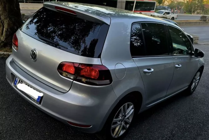 Auto in Vendita a Tirana - 400,000 Leke