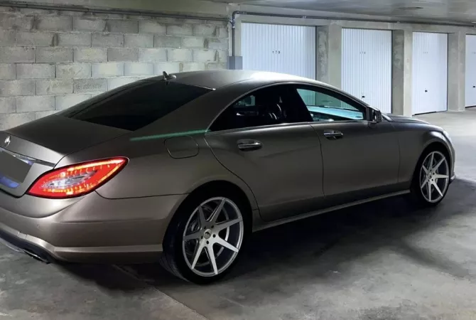 Auto in Vendita a Tirana - 14,800 Euro