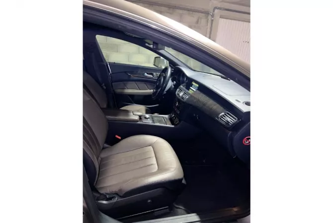 Auto in Vendita a Tirana - 14,800 Euro