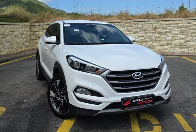 Auto in Vendita a Tirana - 11,300 Euro