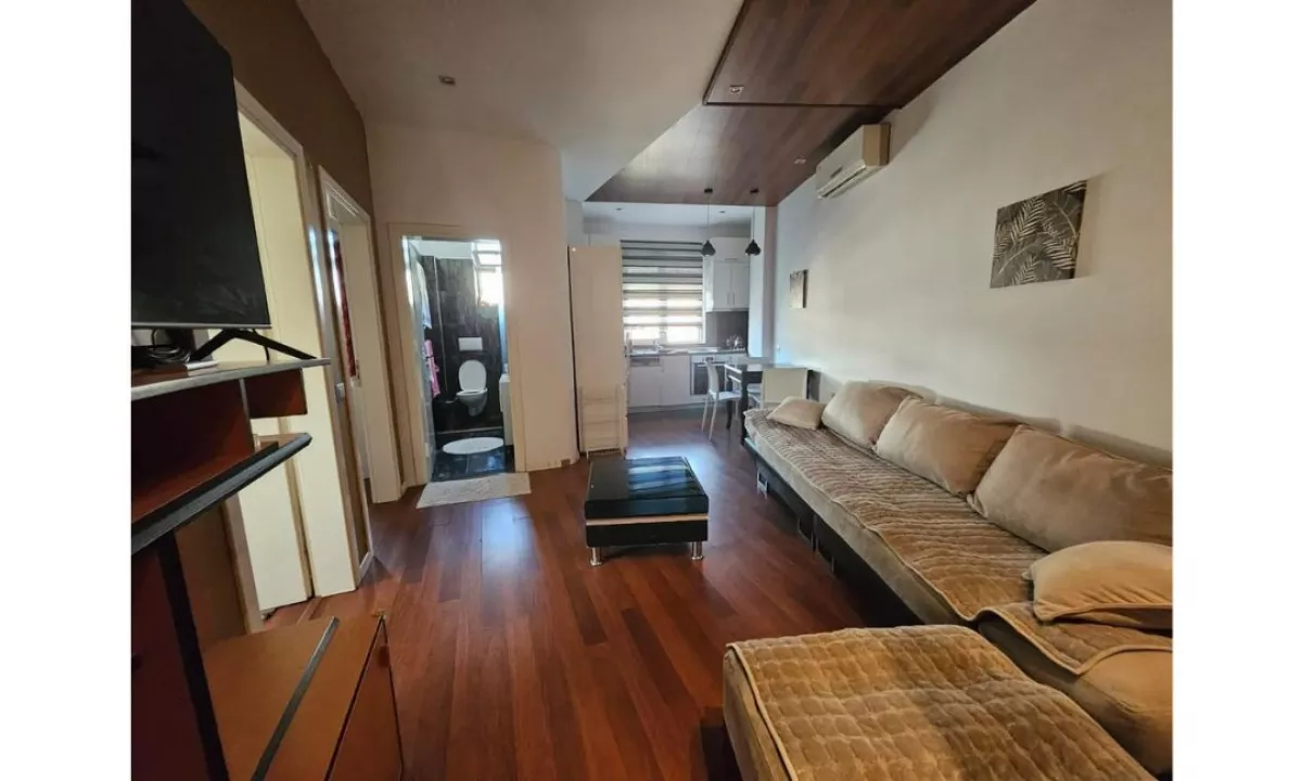 Shtepi me qera Apartament ne Tirane, 2+1, Mobilimi E mobiluar, Pagesa 600  Euro.