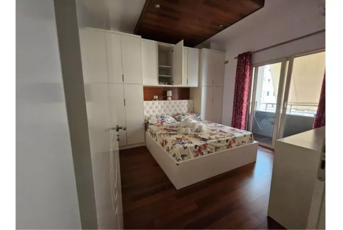 Shtepi me qera Apartament ne Tirane, 2+1, Mobilimi E mobiluar, Pagesa 600  Euro.