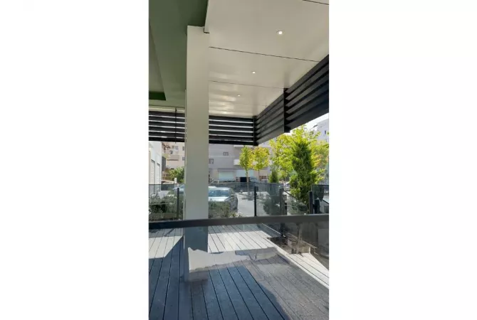  SHITET LOKAL – Durres, Vala Park