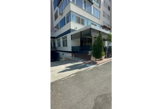 Business Property for Rent 2+1 in Durres - 1,200 Euro