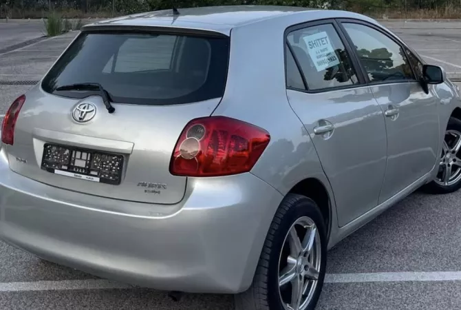 Auto in Vendita a Valona - 3,800 Euro