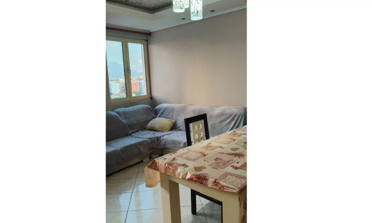 Shtepi me qera Apartament ne Tirane, 2+1, Mobilimi E mobiluar, Pagesa 380  Euro.