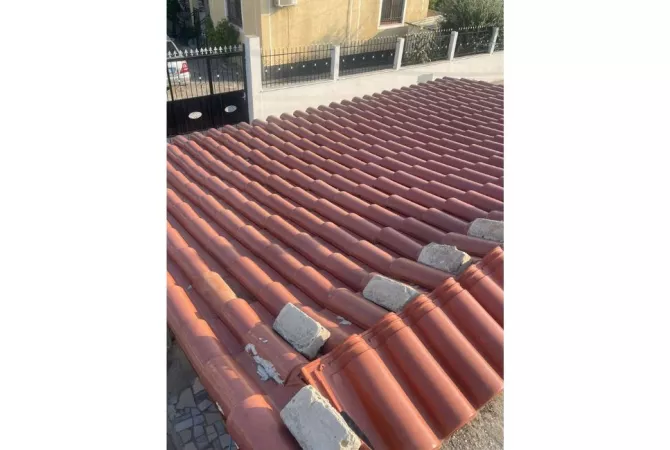 Different articles a Tirana - 500 Leke