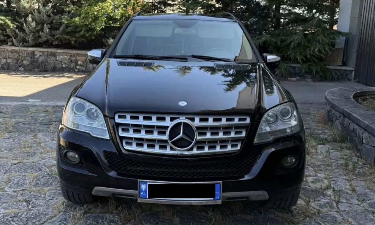 Auto in Vendita a Tirana, Mercedes-Benz, 2009 Diesel,Kambio Automatik Pagamento 8,000  Euro.