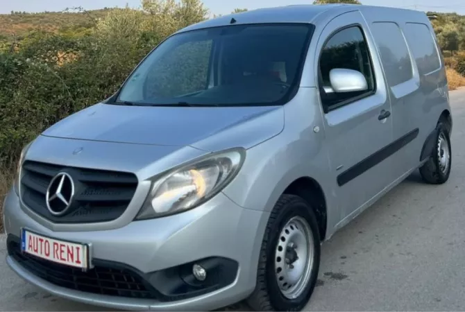 Auto in Vendita a Tirana - 6,700 Euro