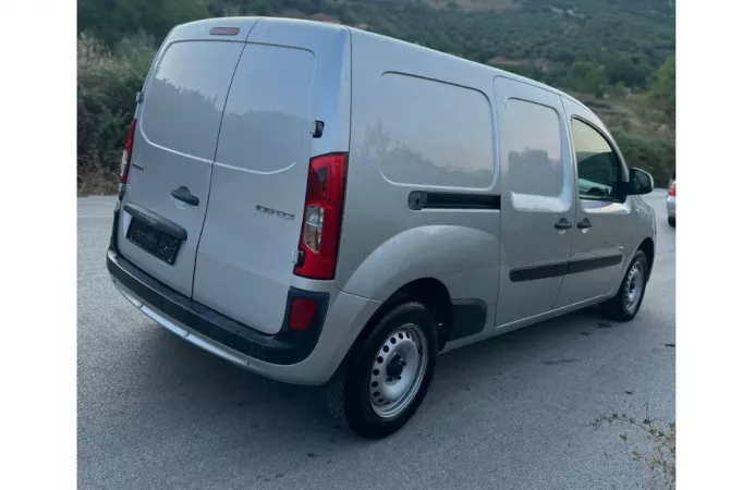 Auto in Vendita a Tirana - 6,700 Euro