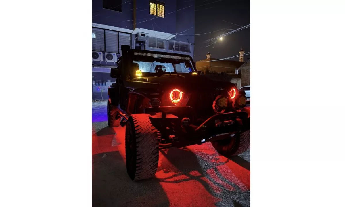 Auto in Vendita a Fier, Jeep, 2008 Diesel,Kambio Automatik Pagamento 27,000  Euro.