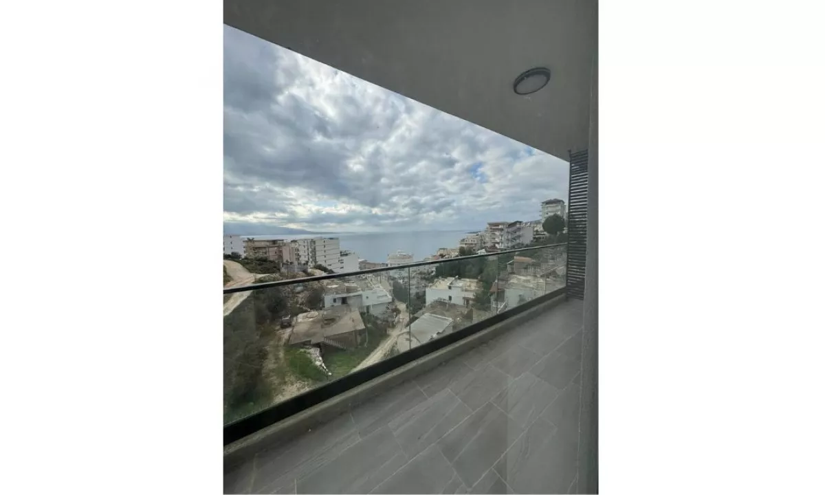 Shtepi ne shitje Apartament ne Sarande, 1+1, Mobilimi Bosh, pa mobiluar, Pagesa 135,000  Euro.