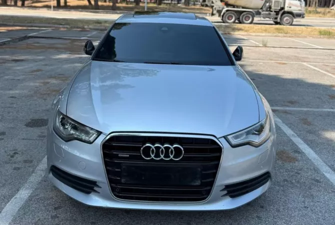 Auto in Vendita a Tirana - 10,200 Euro