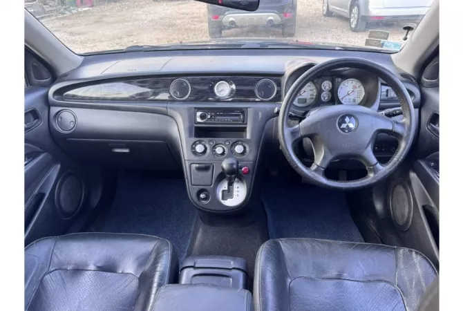 Auto in Vendita a Tirana - 2,200 Euro