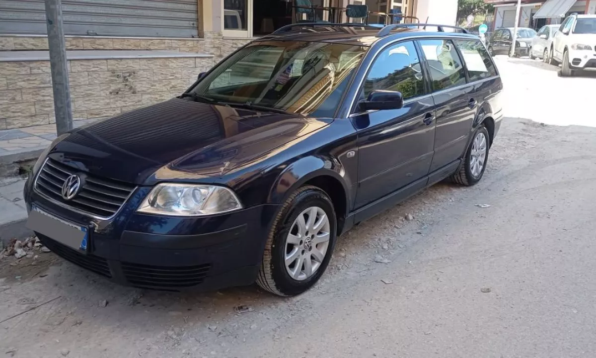 Auto in Vendita a Tirana, Volkswagen, 2003 Diesel,Kambio Automatik Pagamento 2,500  Euro.