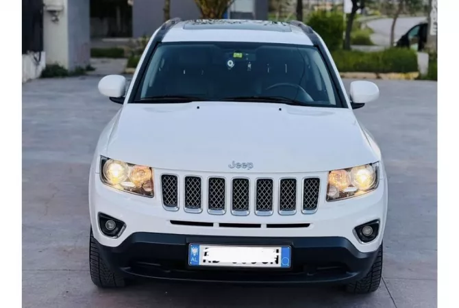 Auto in Vendita a Tirana - 9,500 Euro