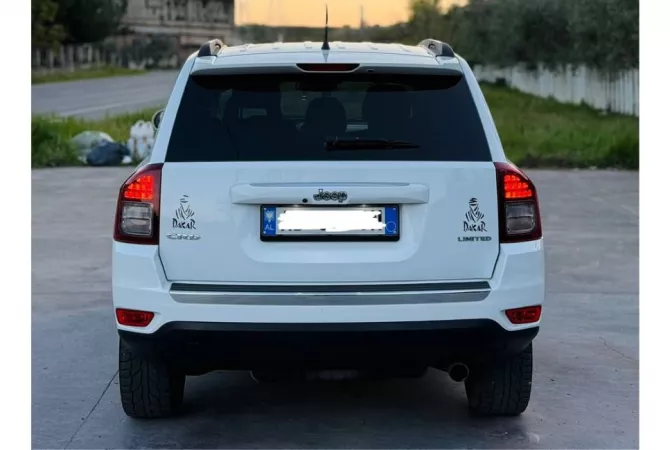 Auto in Vendita a Tirana - 9,500 Euro