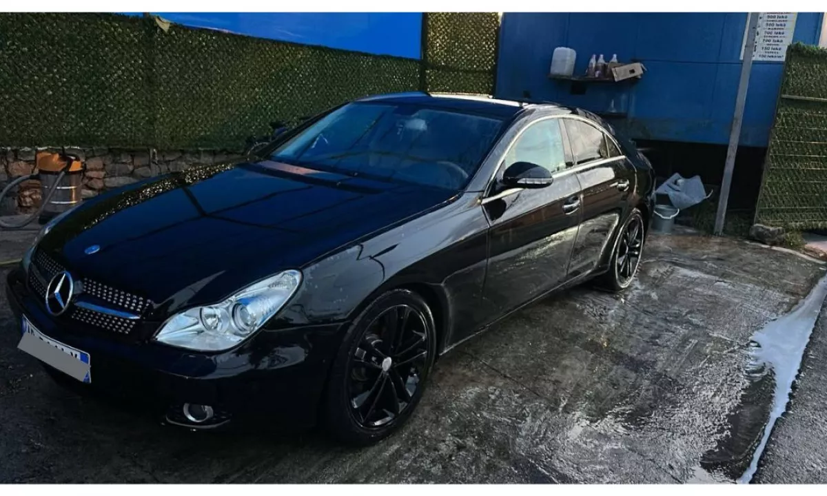 Auto in Vendita a Tirana, Mercedes-Benz, 2007 Diesel,Kambio Automatik Pagamento 7,700  Euro.