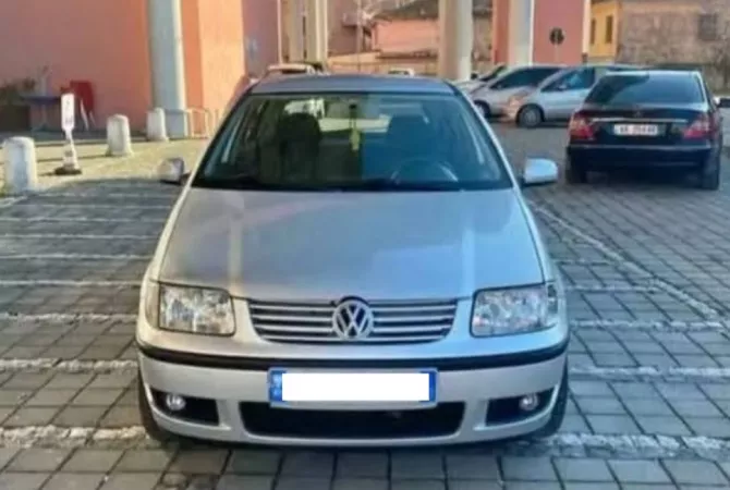 Auto in Vendita a Tirana - 1,900 Euro
